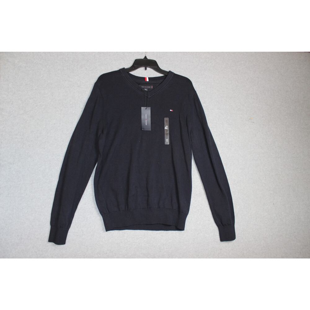 Tommy Hilfiger Men's Black Solid V-Neck Cotton Pullover Sweater NWT Size Medium